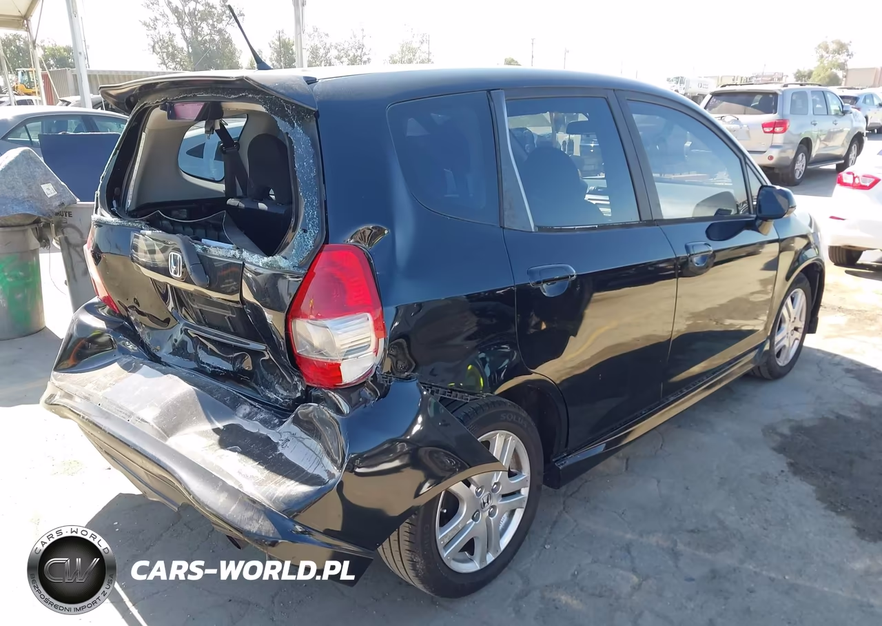 2007 Honda Fit Sport VIN:JHMGD38627S005792 - 4