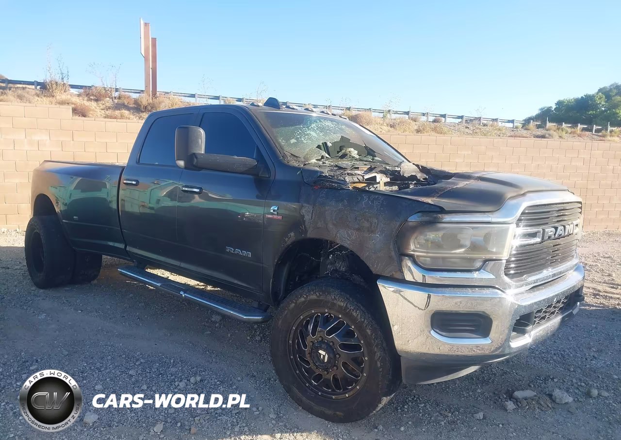 2019 Ram 3500 Big Horn 4X4 8' Box