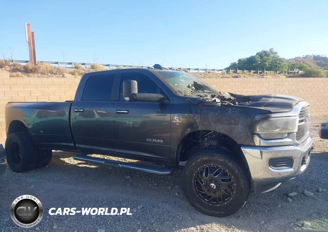 2019 Ram 3500 Big Horn 4X4 8' Box VIN:3C63RRHLXKG621922 - 13