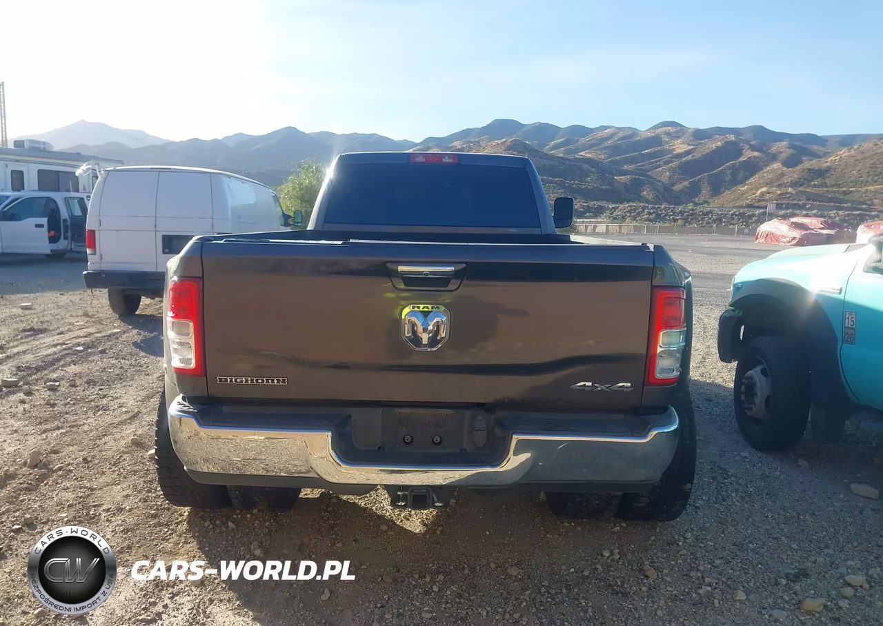 2019 Ram 3500 Big Horn 4X4 8' Box VIN:3C63RRHLXKG621922 - 16