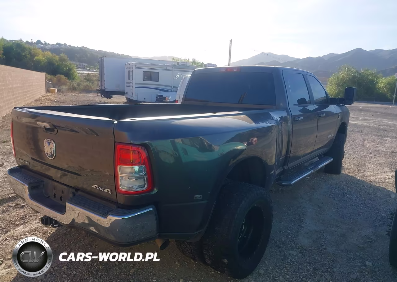 2019 Ram 3500 Big Horn 4X4 8' Box VIN:3C63RRHLXKG621922 - 4