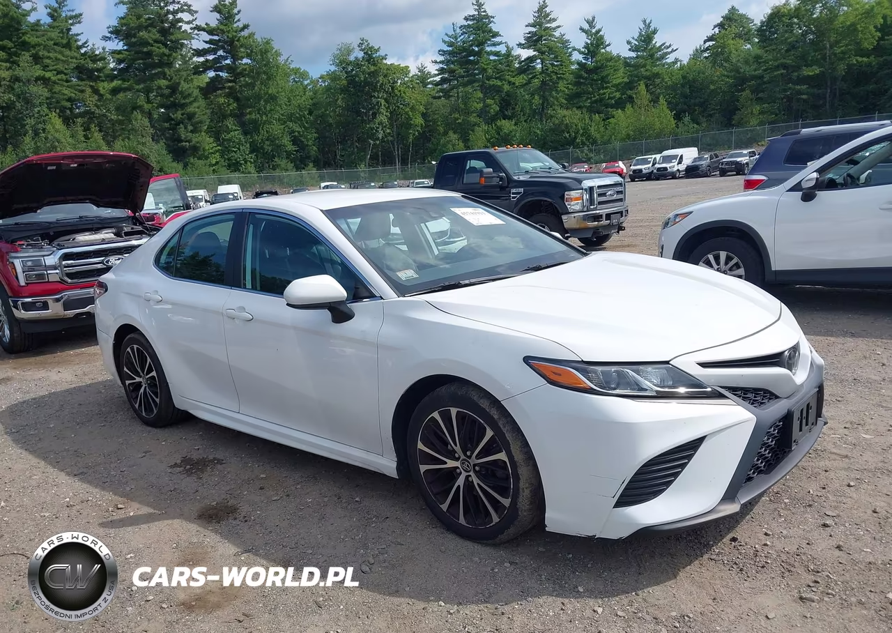 2020 Toyota Camry Se