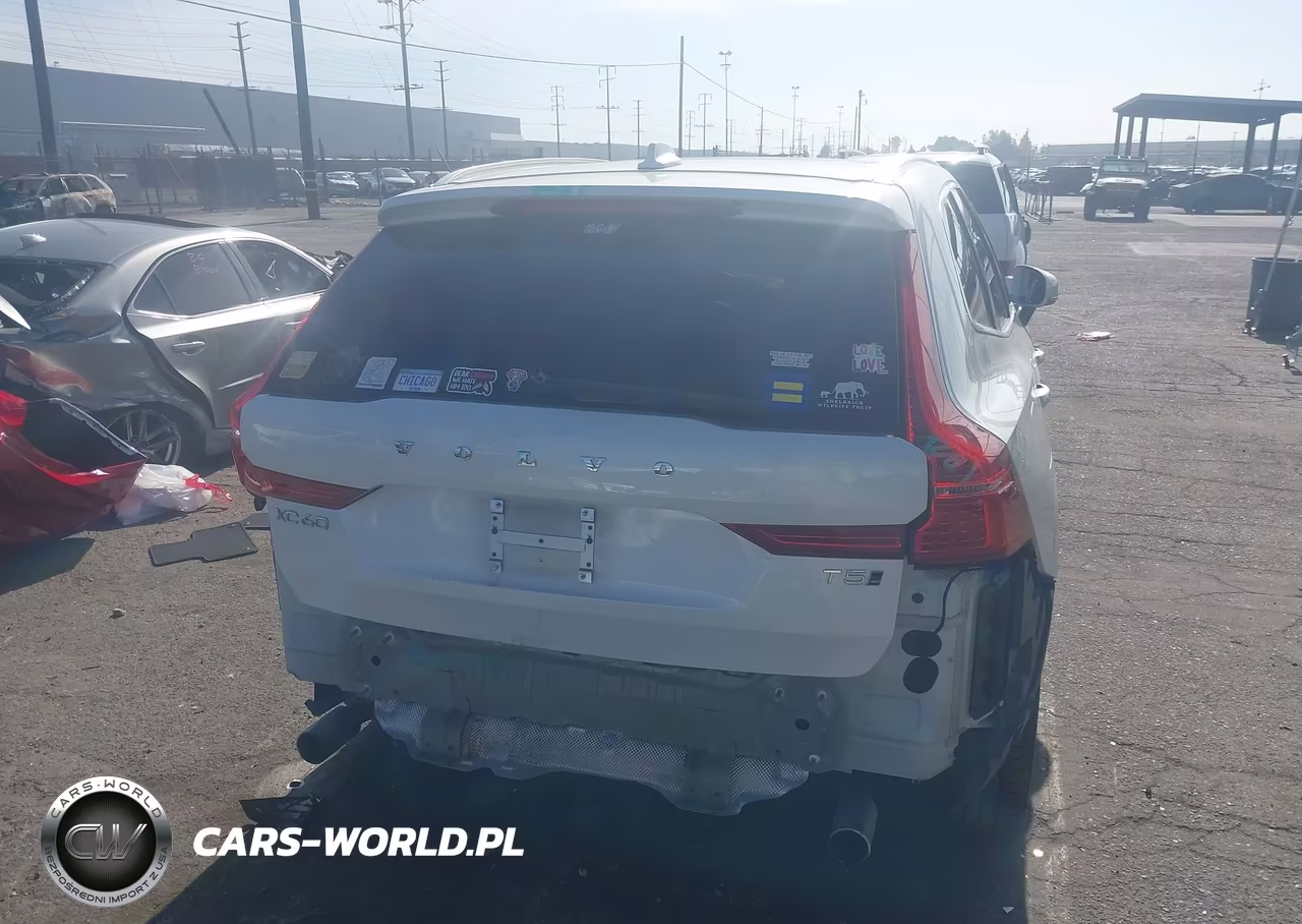 2020 Volvo Xc60 T5 Momentum VIN:YV4102RK1L1550078 - 17