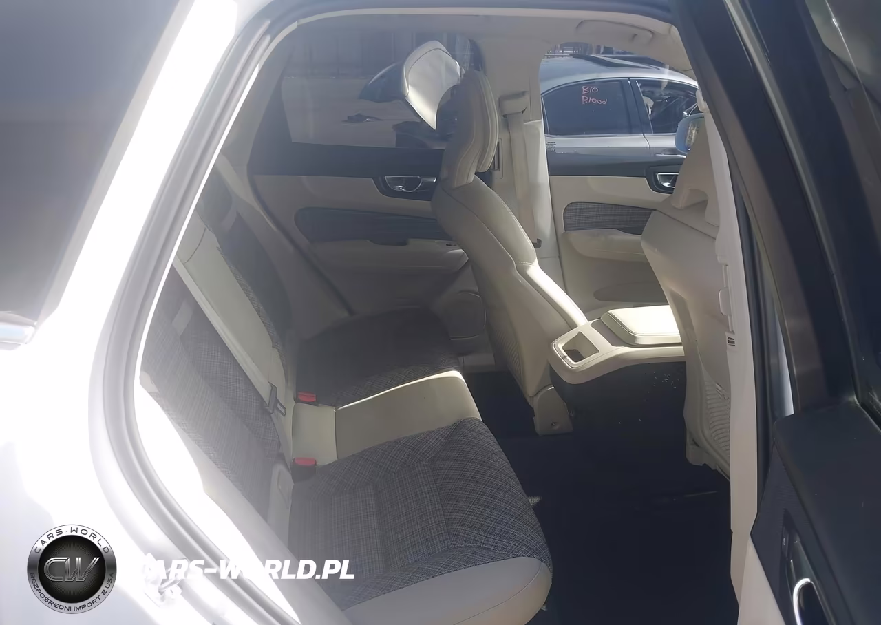 2020 Volvo Xc60 T5 Momentum VIN:YV4102RK1L1550078 - 8