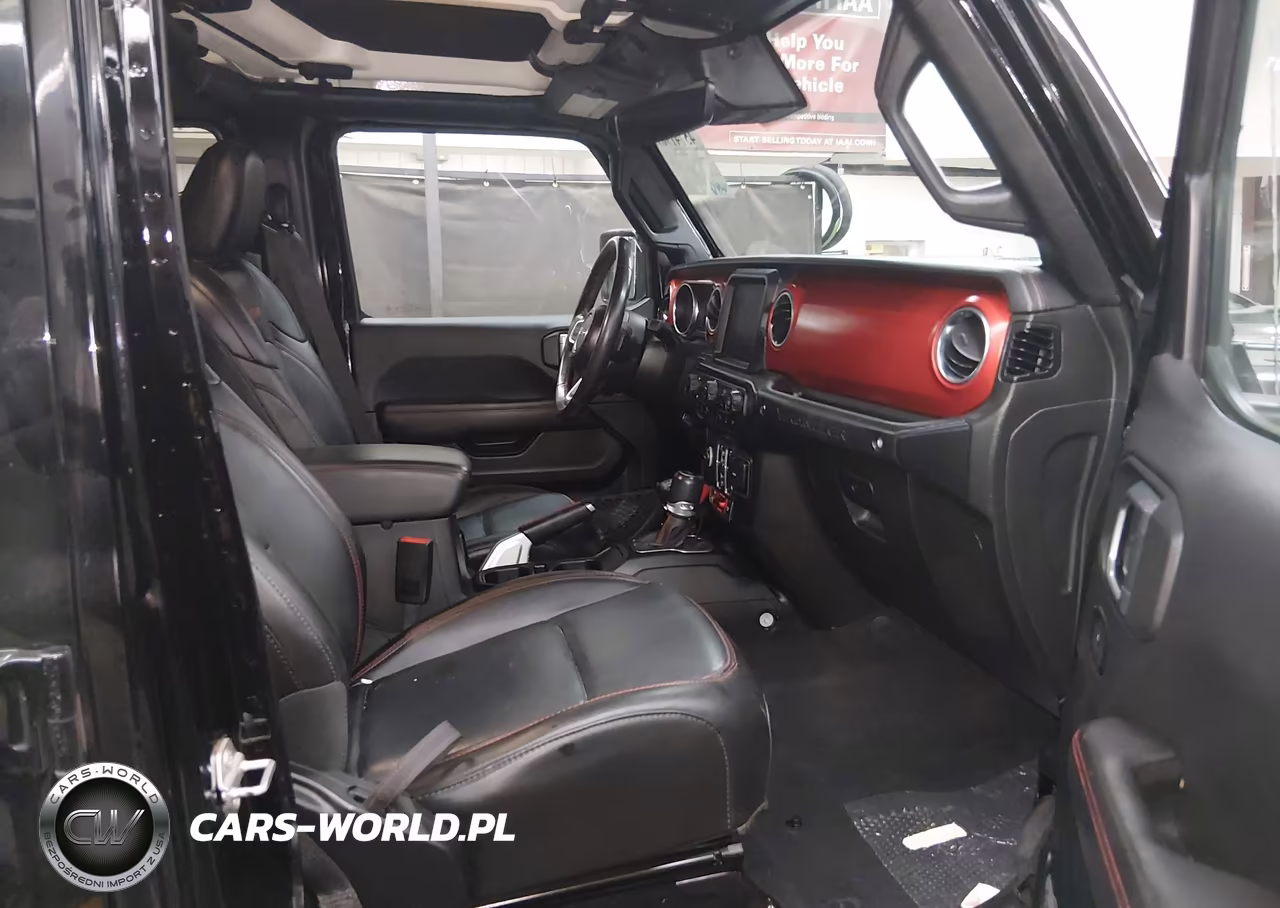 2020 Jeep Wrangler Unlimited Rubicon 4X4 VIN:1C4HJXFN1LW261912 - 5