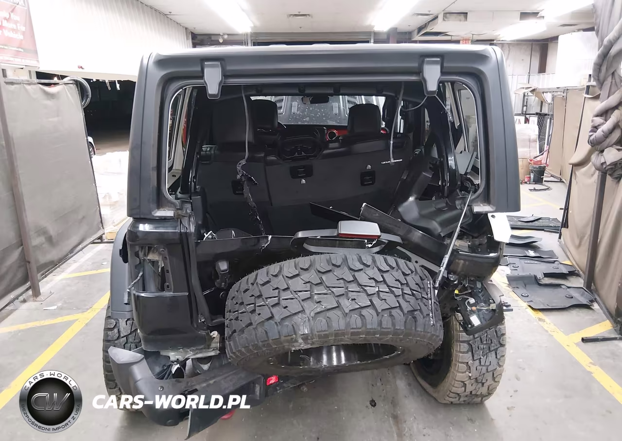 2020 Jeep Wrangler Unlimited Rubicon 4X4 VIN:1C4HJXFN1LW261912 - 6