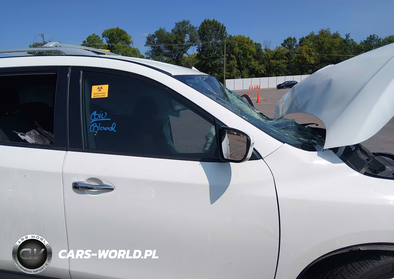 2019 Nissan Pathfinder S VIN:5N1DR2MN4KC646924 - 7