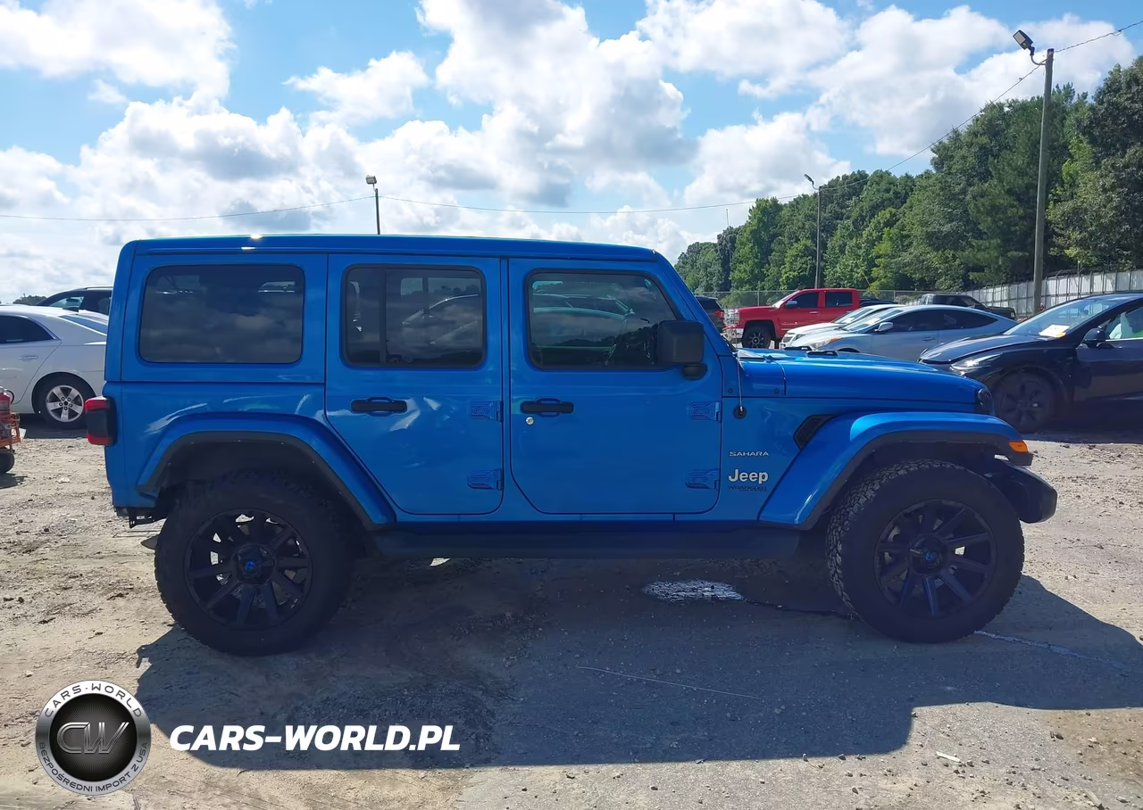 2022 Jeep Wrangler Unlimited Sahara 4X4 VIN:1C4HJXEG5NW247923 - 14