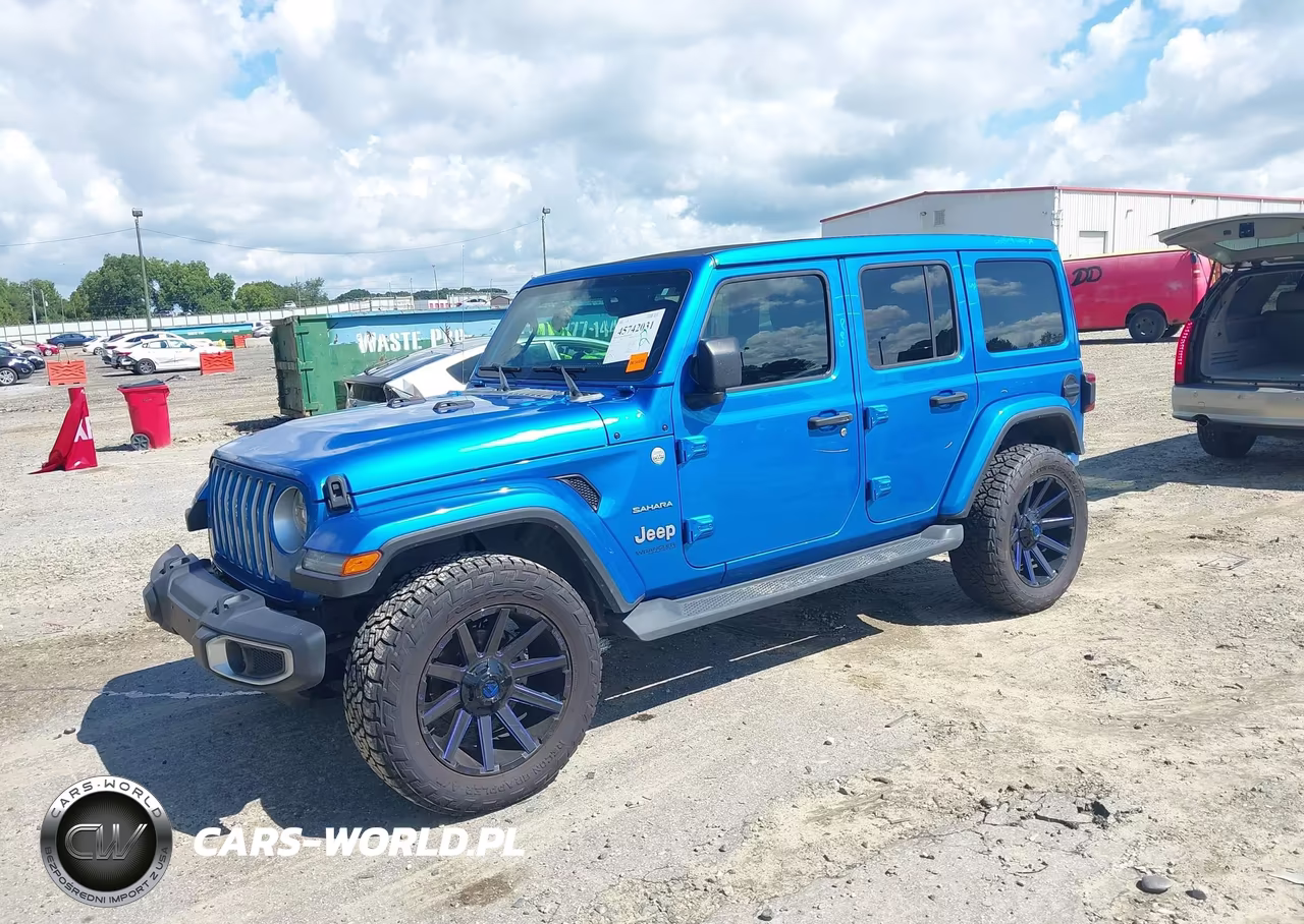 2022 Jeep Wrangler Unlimited Sahara 4X4 VIN:1C4HJXEG5NW247923 - 2