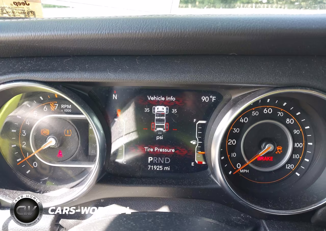 2022 Jeep Wrangler Unlimited Sahara 4X4 VIN:1C4HJXEG5NW247923 - 7