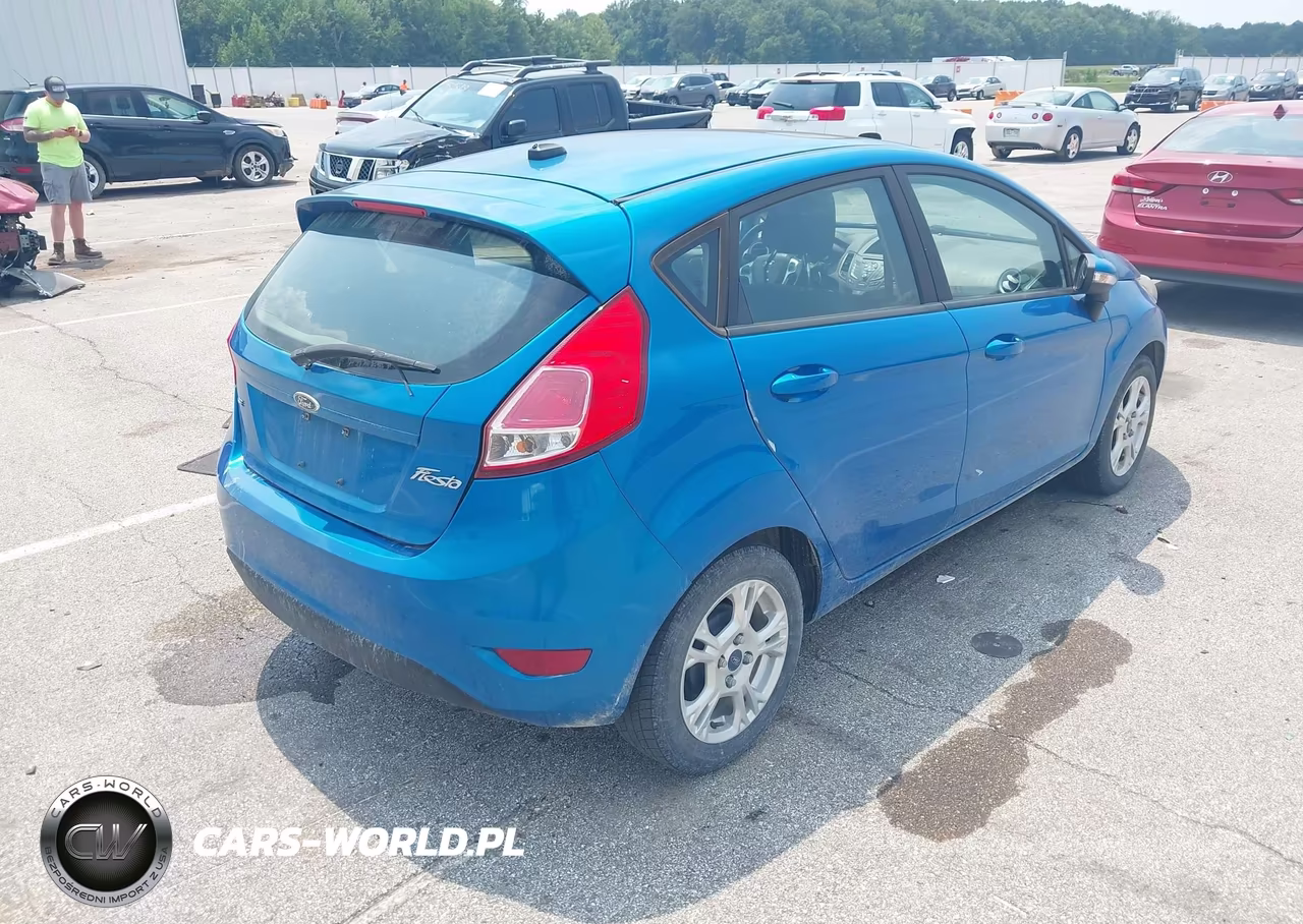 2016 Ford Fiesta Se VIN:3FADP4EJ9GM119555 - 4