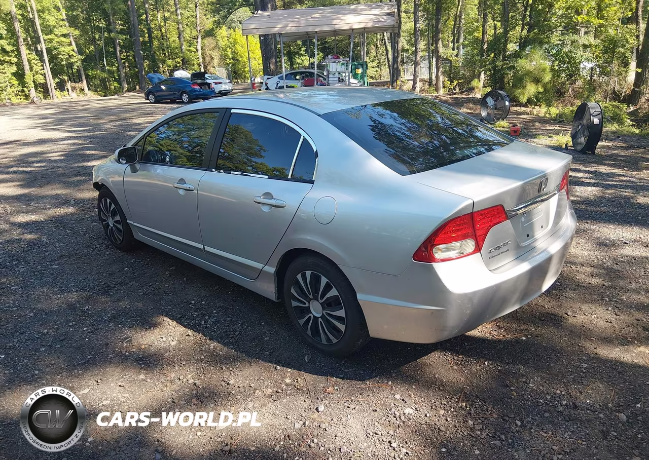 2010 Honda Civic Lx VIN:2HGFA1F50AH314018 - 3