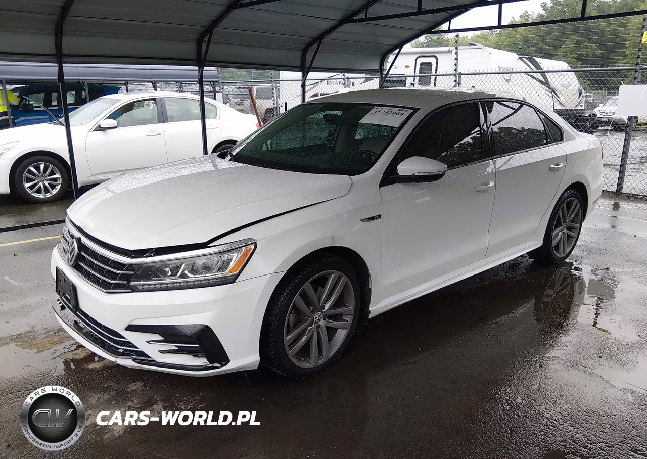 2018 Volkswagen Passat 2.0T R-Line-2.0T S VIN:1VWAA7A36JC028353 - 2