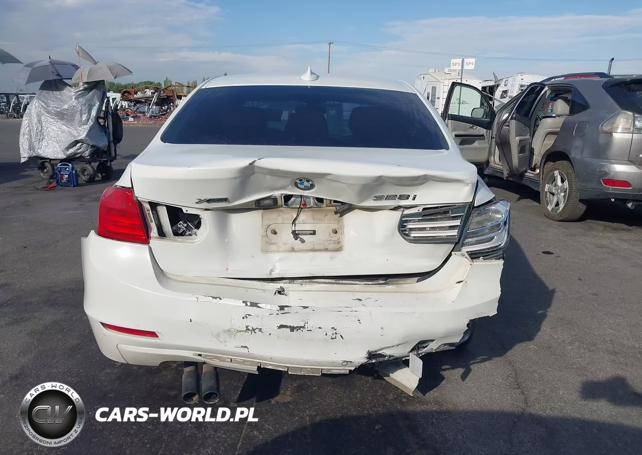 2013 BMW 328I xDrive VIN:WBA3B3C55DF530688 - 16