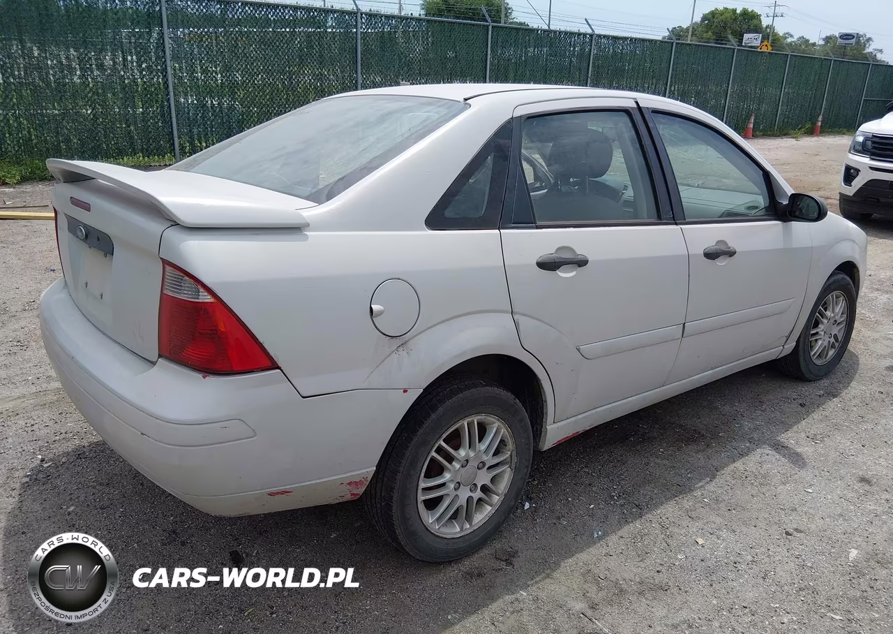 2006 Ford Focus Zx4 VIN:1FAFP34N16W189394 - 4