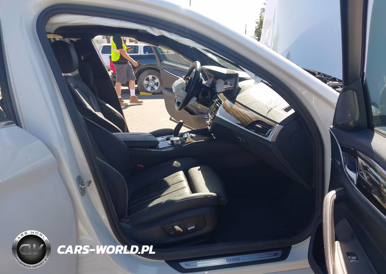 2022 BMW 530E VIN:WBA13AG05NCL02684 - 5
