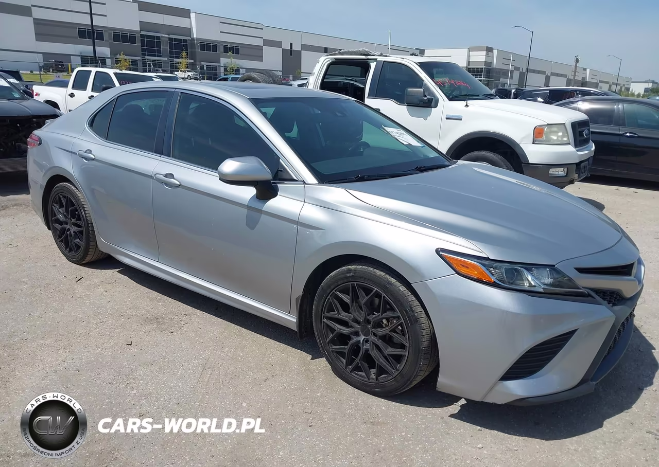 2020 Toyota Camry Se