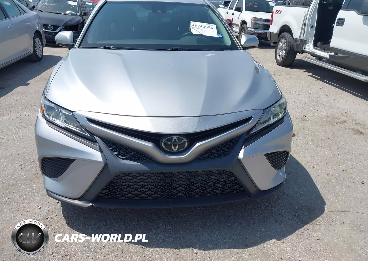2020 Toyota Camry Se VIN:4T1G11AK7LU349229 - 12