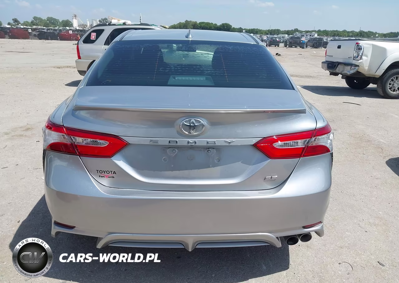 2020 Toyota Camry Se VIN:4T1G11AK7LU349229 - 16