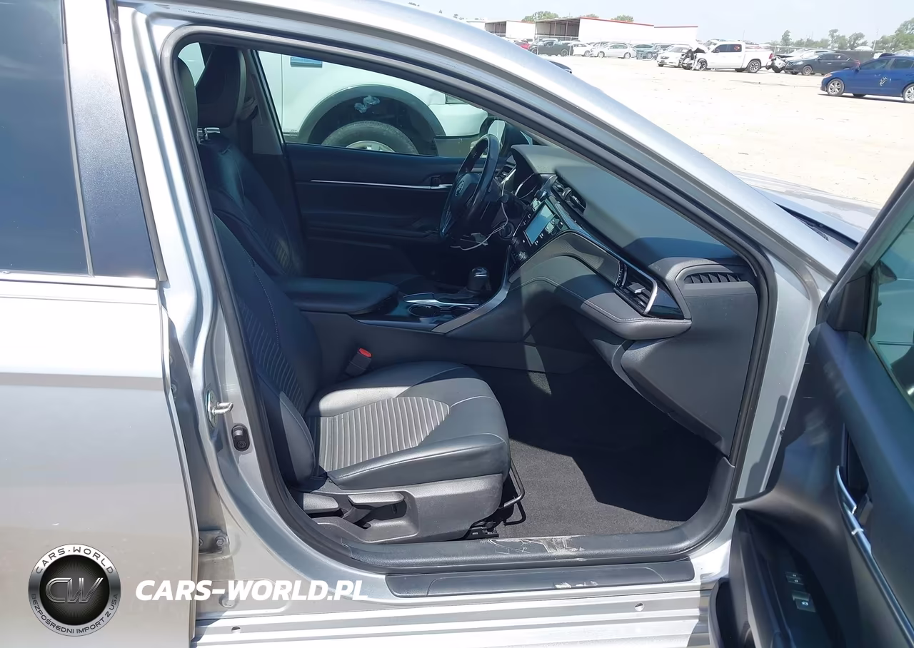 2020 Toyota Camry Se VIN:4T1G11AK7LU349229 - 5
