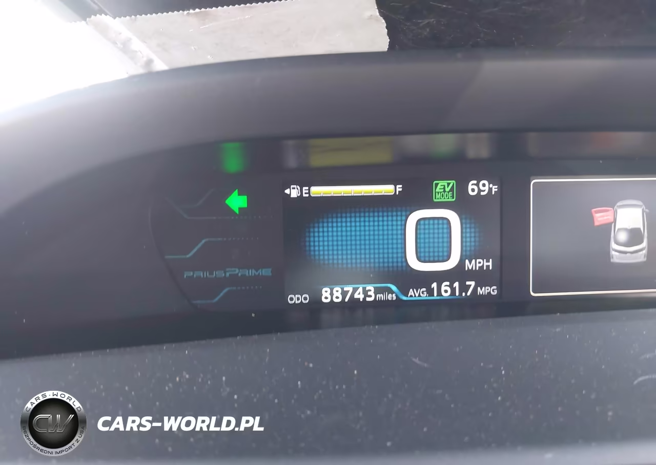 2018 Toyota Prius Prime Plus VIN:JTDKARFP6J3076708 - 15