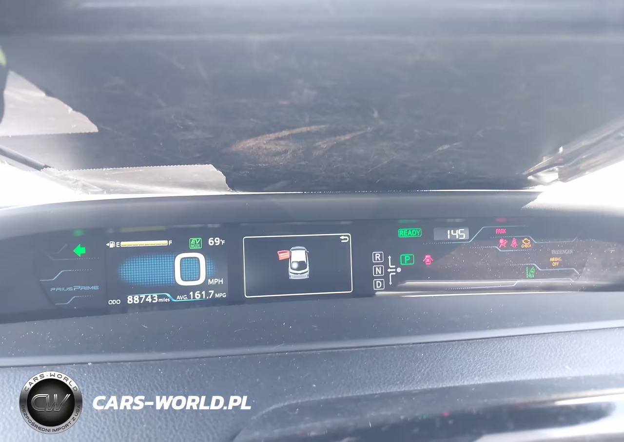 2018 Toyota Prius Prime Plus VIN:JTDKARFP6J3076708 - 7