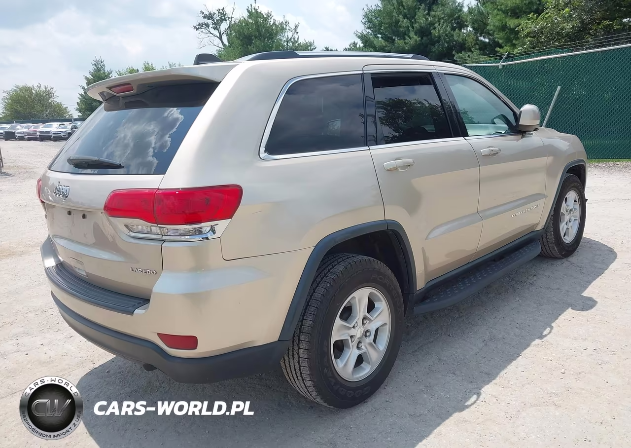 2014 Jeep Grand Cherokee Laredo VIN:1C4RJFAG4EC147947 - 4