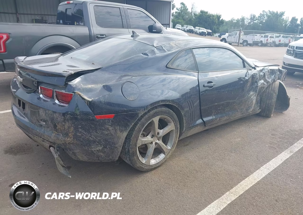 2013 Chevrolet Camaro 1Ls VIN:2G1FE1E37D9204724 - 4