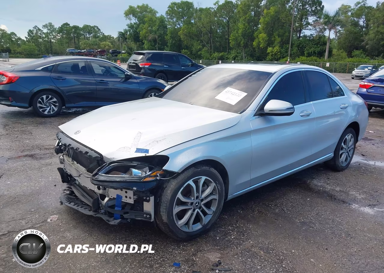 2018 Mercedes-Benz C 300 4Matic VIN:55SWF4KB6JU241870 - 2