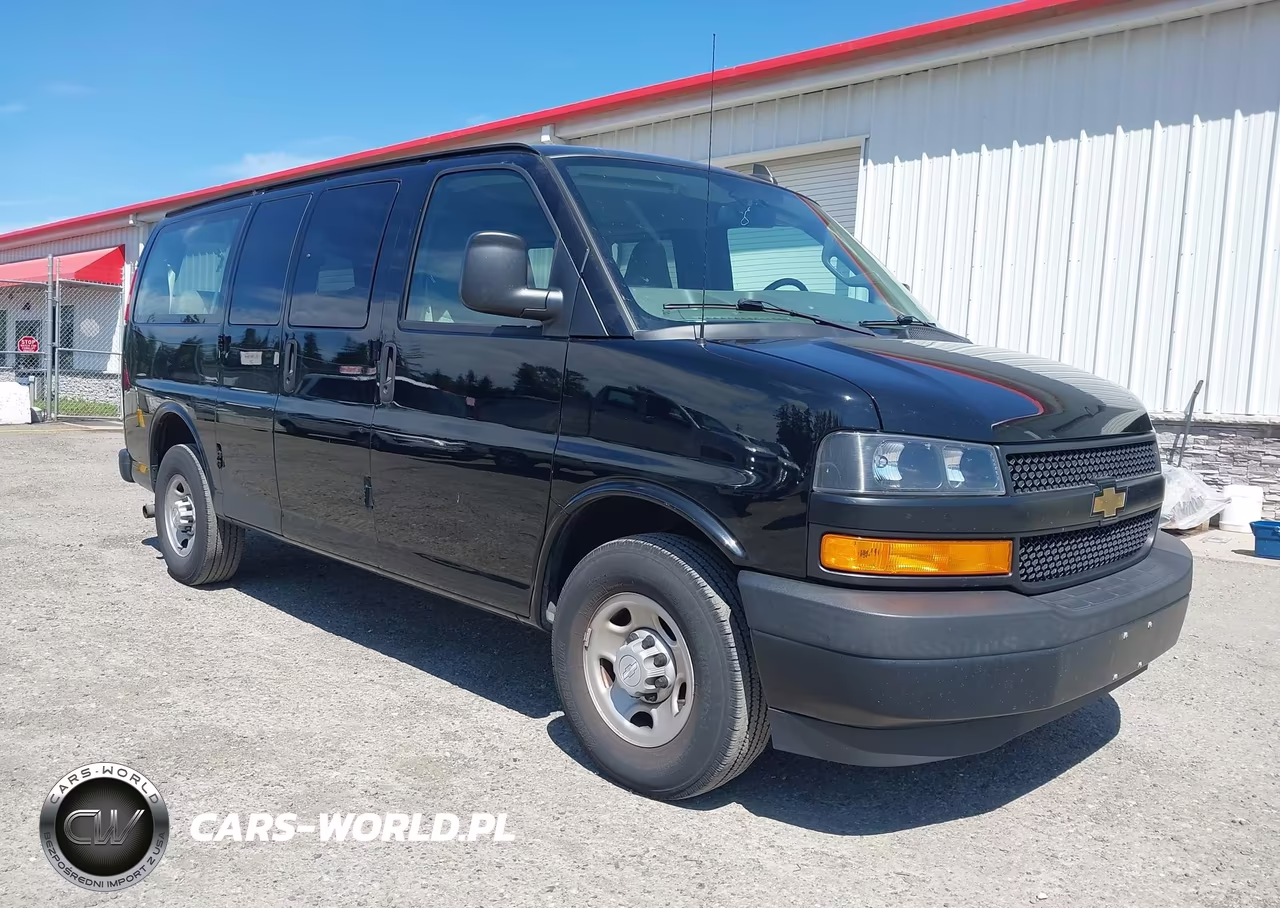2018 Chevrolet Express 2500 Ls