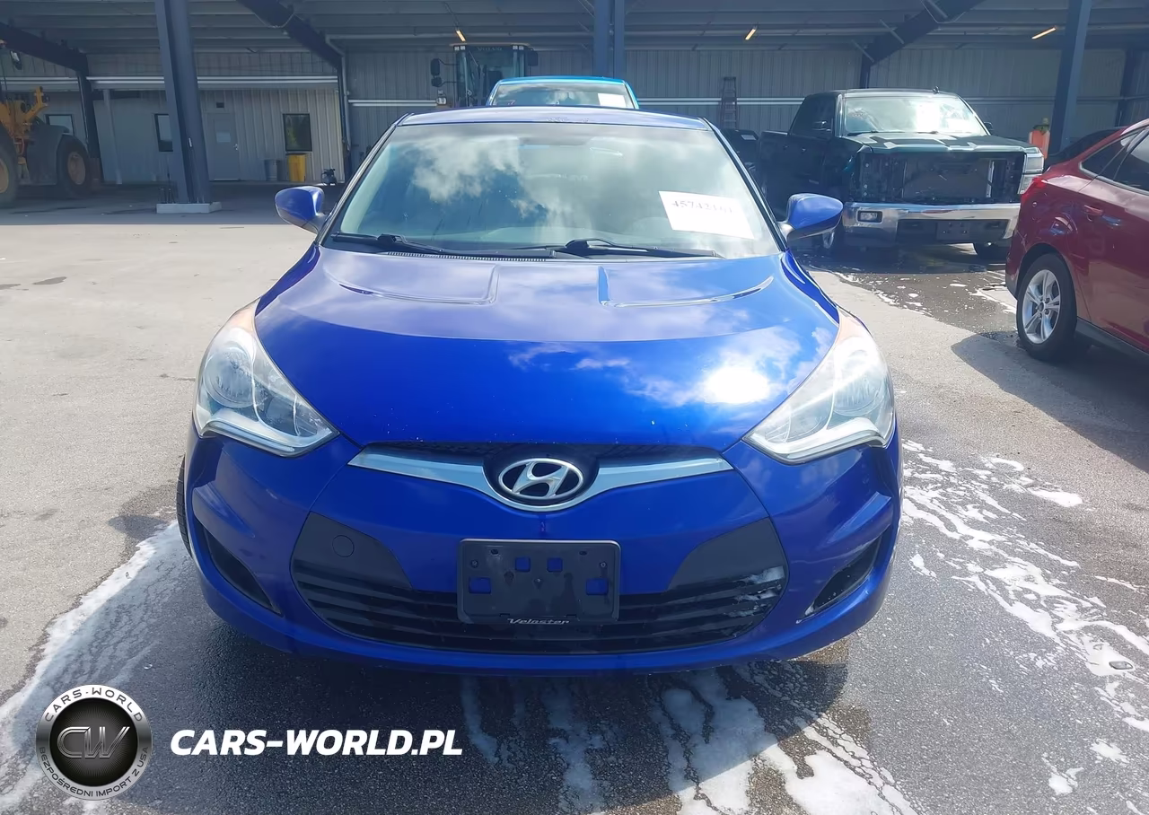 2012 Hyundai Veloster Base W-Black VIN:KMHTC6AD8CU063798 - 11