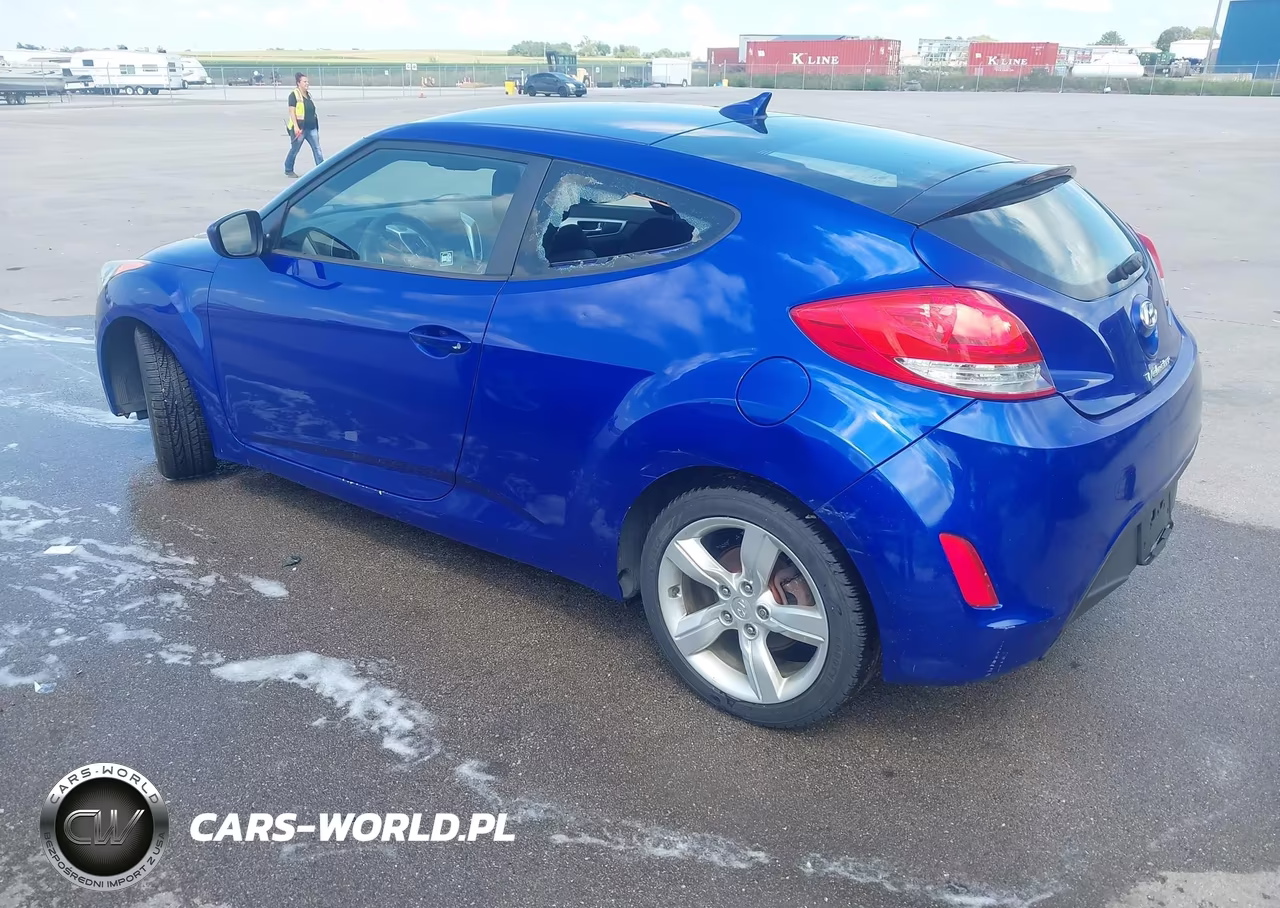2012 Hyundai Veloster Base W-Black VIN:KMHTC6AD8CU063798 - 3