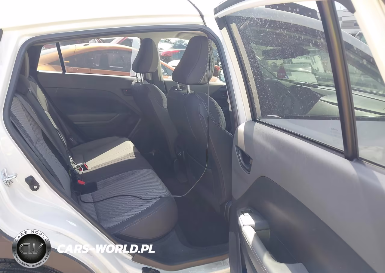 2024 Subaru Crosstrek Premium VIN:JF2GUADC2R8875707 - 8