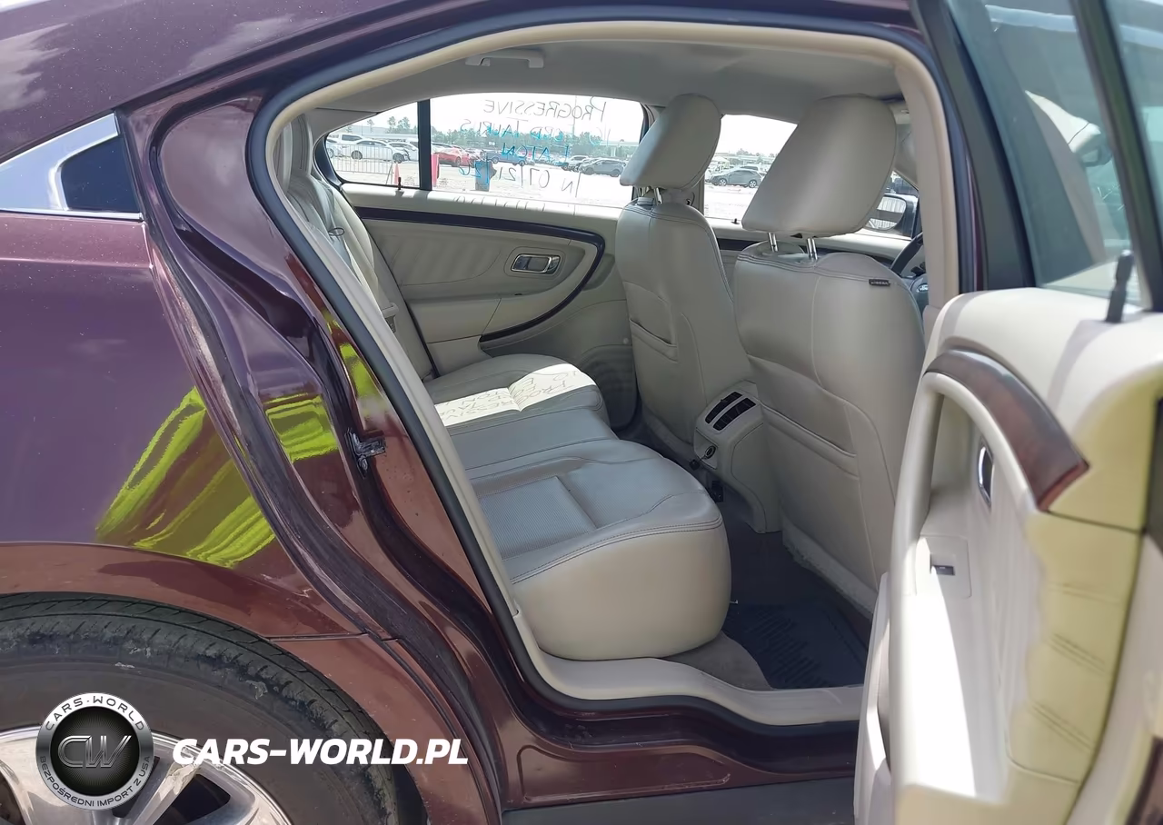 2010 Ford Taurus Limited VIN:1FAHP2FW6AG134595 - 8