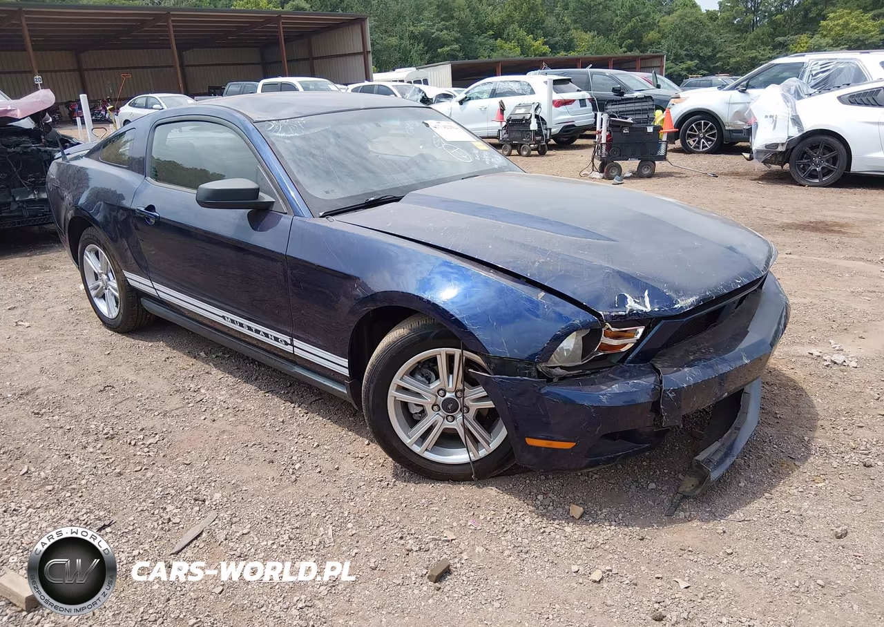 2010 Ford Mustang V6-V6 Premium – zdjęcie 1 z 22