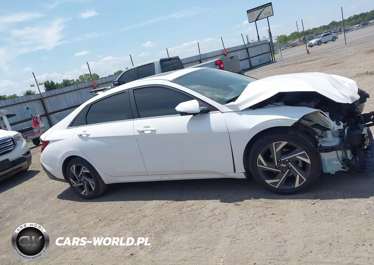 2024 Hyundai Elantra Limited VIN:KMHLP4DG3RU742210 - 12