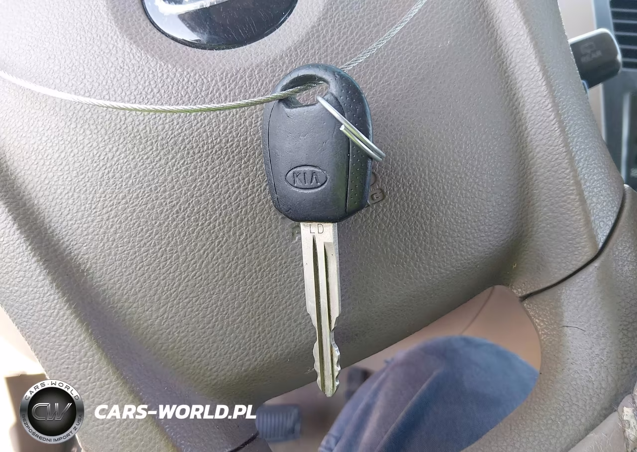 2007 Kia Sportage Lx VIN:KNDJF724X77333013 - 11