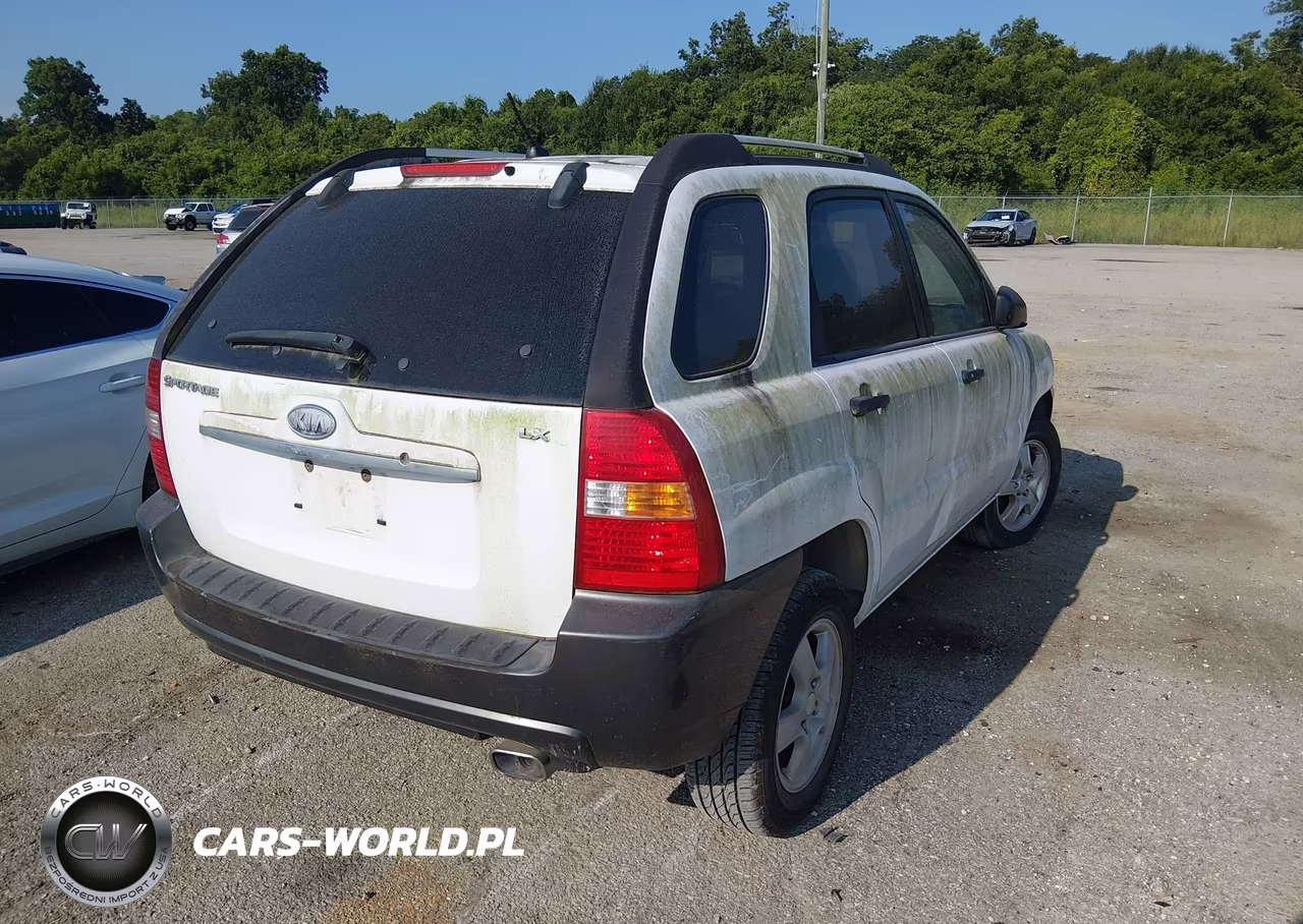 2007 Kia Sportage Lx VIN:KNDJF724X77333013 - 4