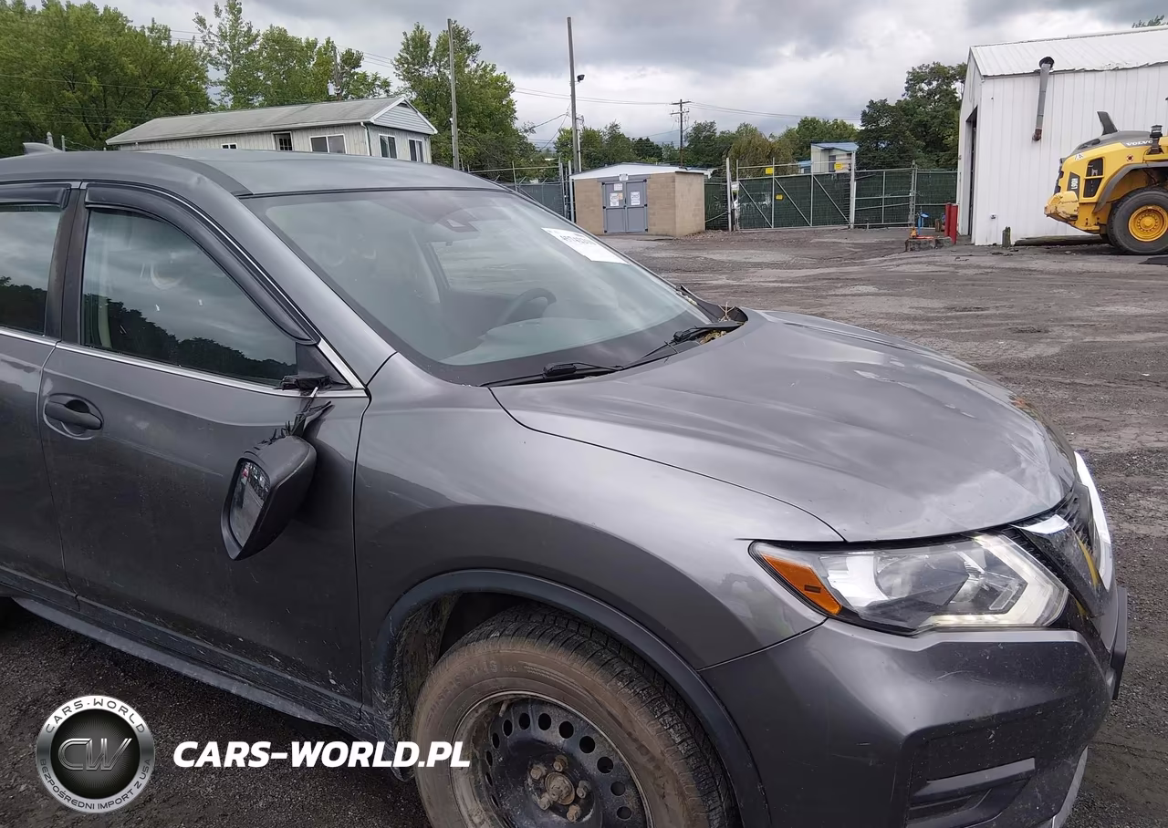 2019 Nissan Rogue S VIN:5N1AT2MV9KC813119 - 17