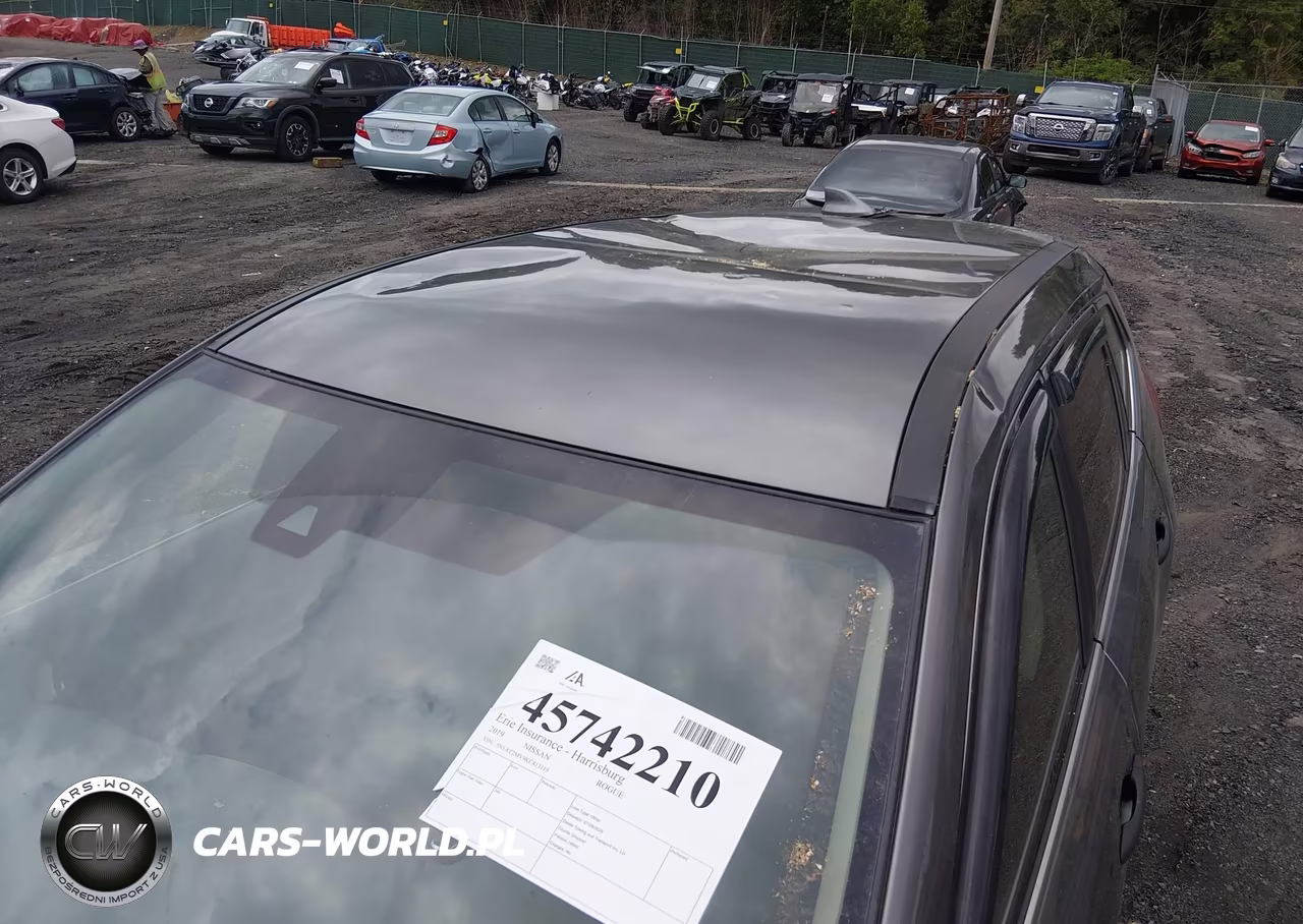 2019 Nissan Rogue S VIN:5N1AT2MV9KC813119 - 6