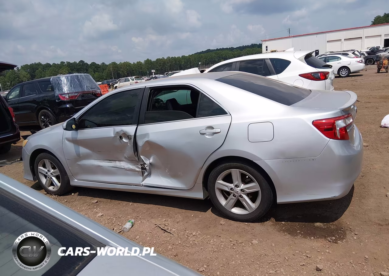 2012 Toyota Camry Se VIN:4T1BF1FK3CU154510 - 14