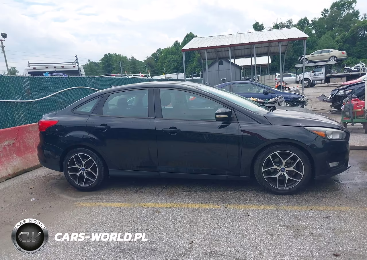2017 Ford Focus Sel VIN:1FADP3H28HL345393 - 13