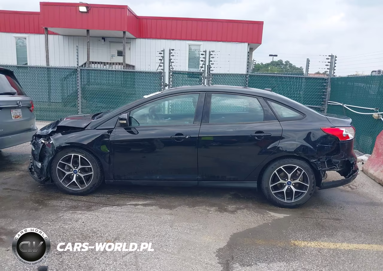 2017 Ford Focus Sel VIN:1FADP3H28HL345393 - 14