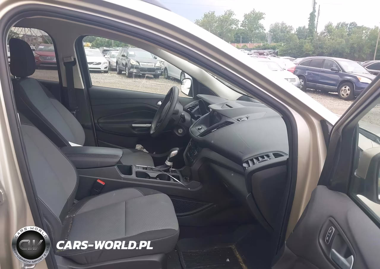 2018 Ford Escape Se VIN:1FMCU9GD4JUC84012 - 5