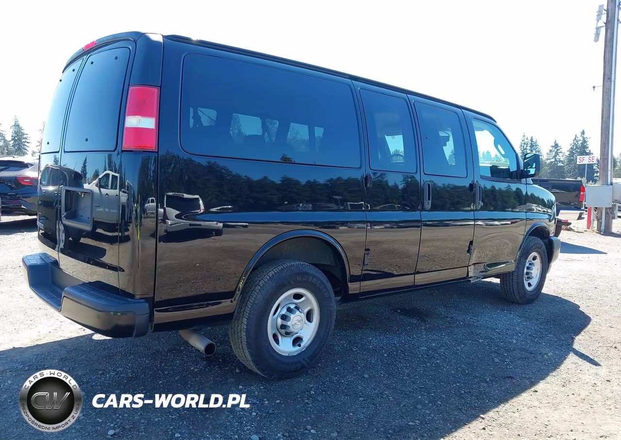 2018 Chevrolet Express 2500 Ls VIN:1GAWGEFG4J1289105 - 4