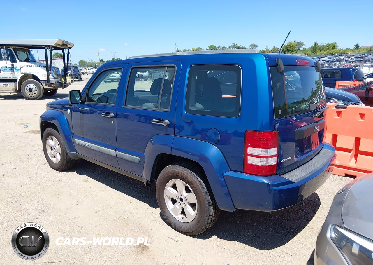 2010 Jeep Liberty Sport VIN:1J4PN2GK4AW168770 - 3