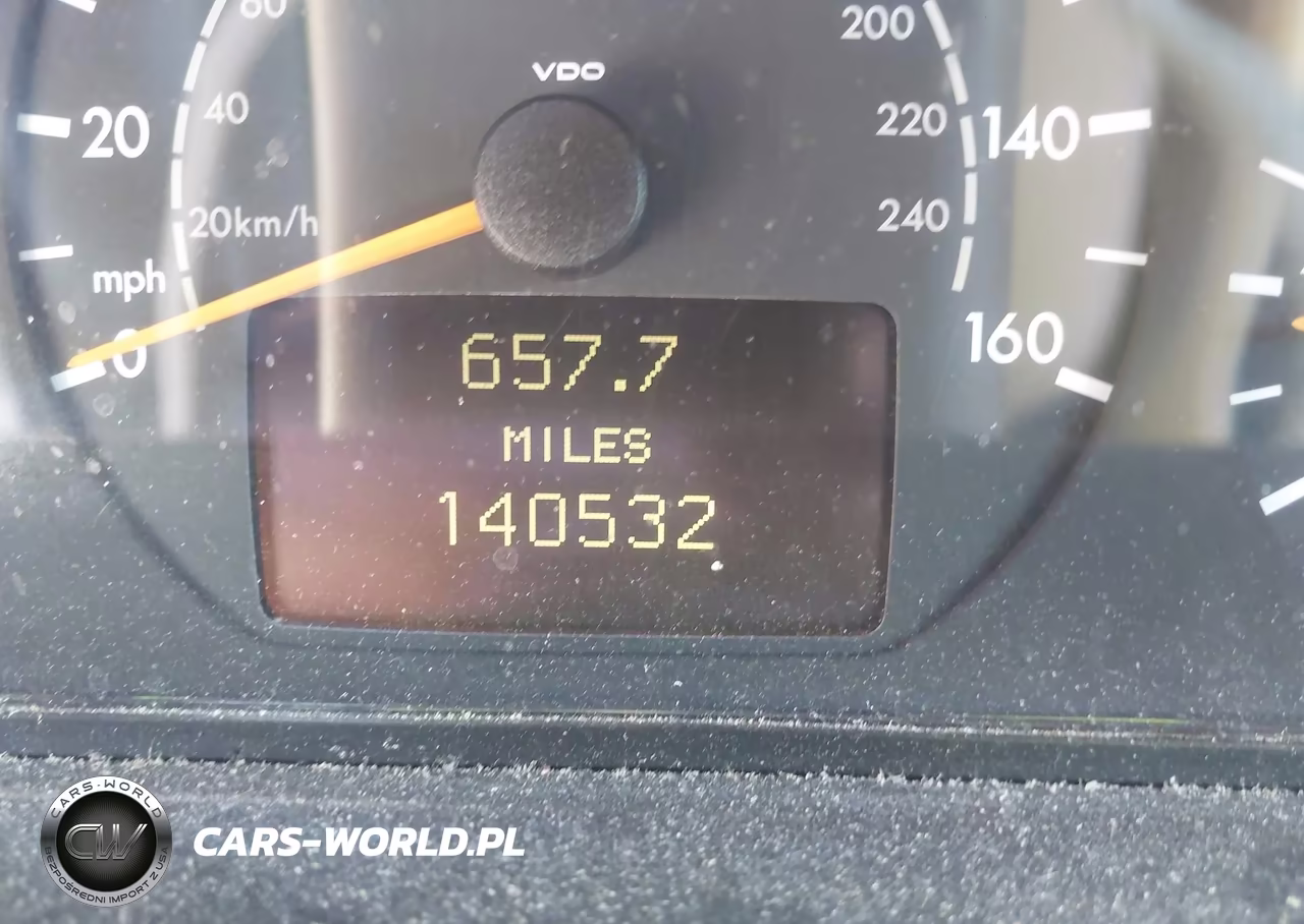 2001 Mercedes-Benz E 320 VIN:WDBJH65J11B264673 - 15