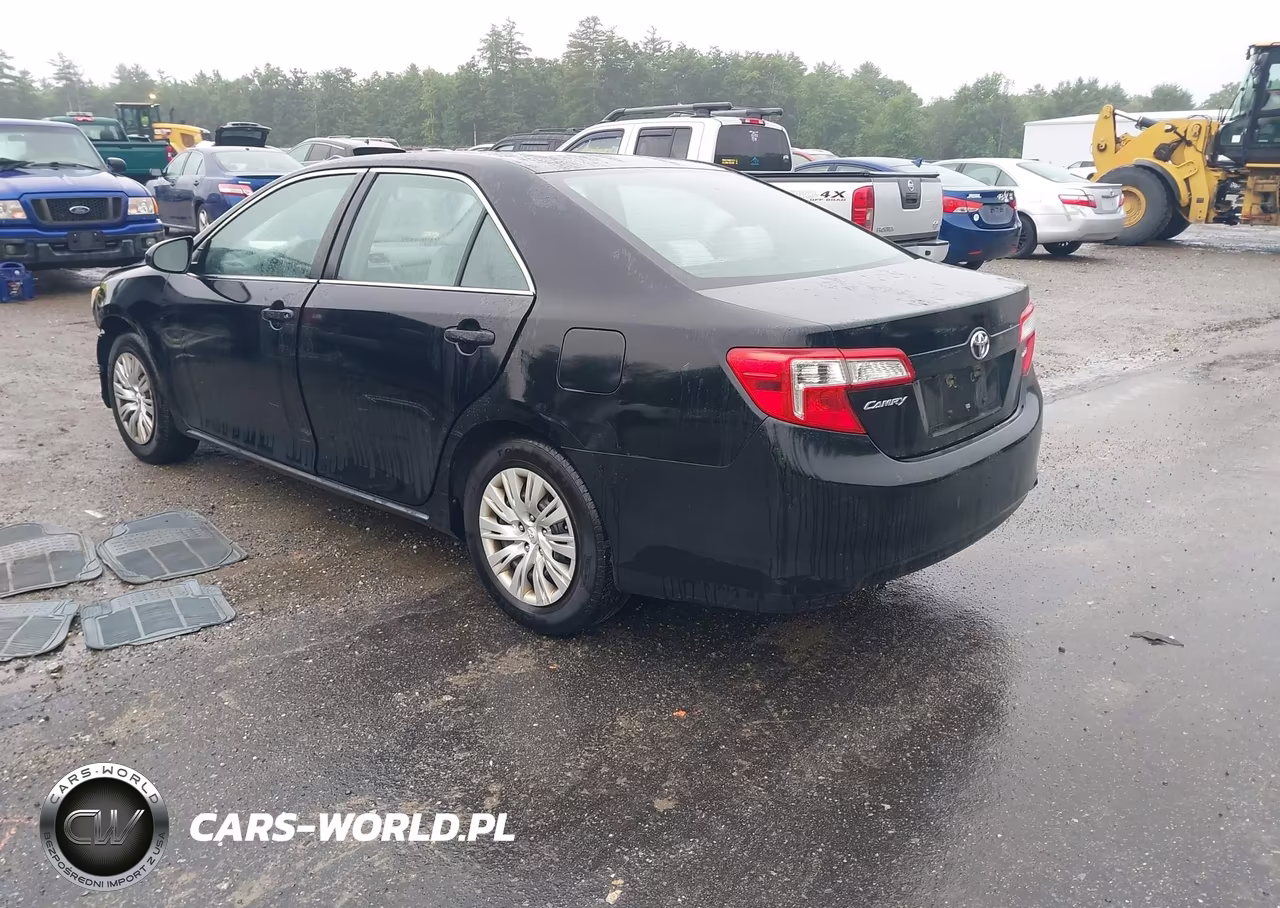 2014 Toyota Camry Le VIN:4T4BF1FK7ER439591 - 3