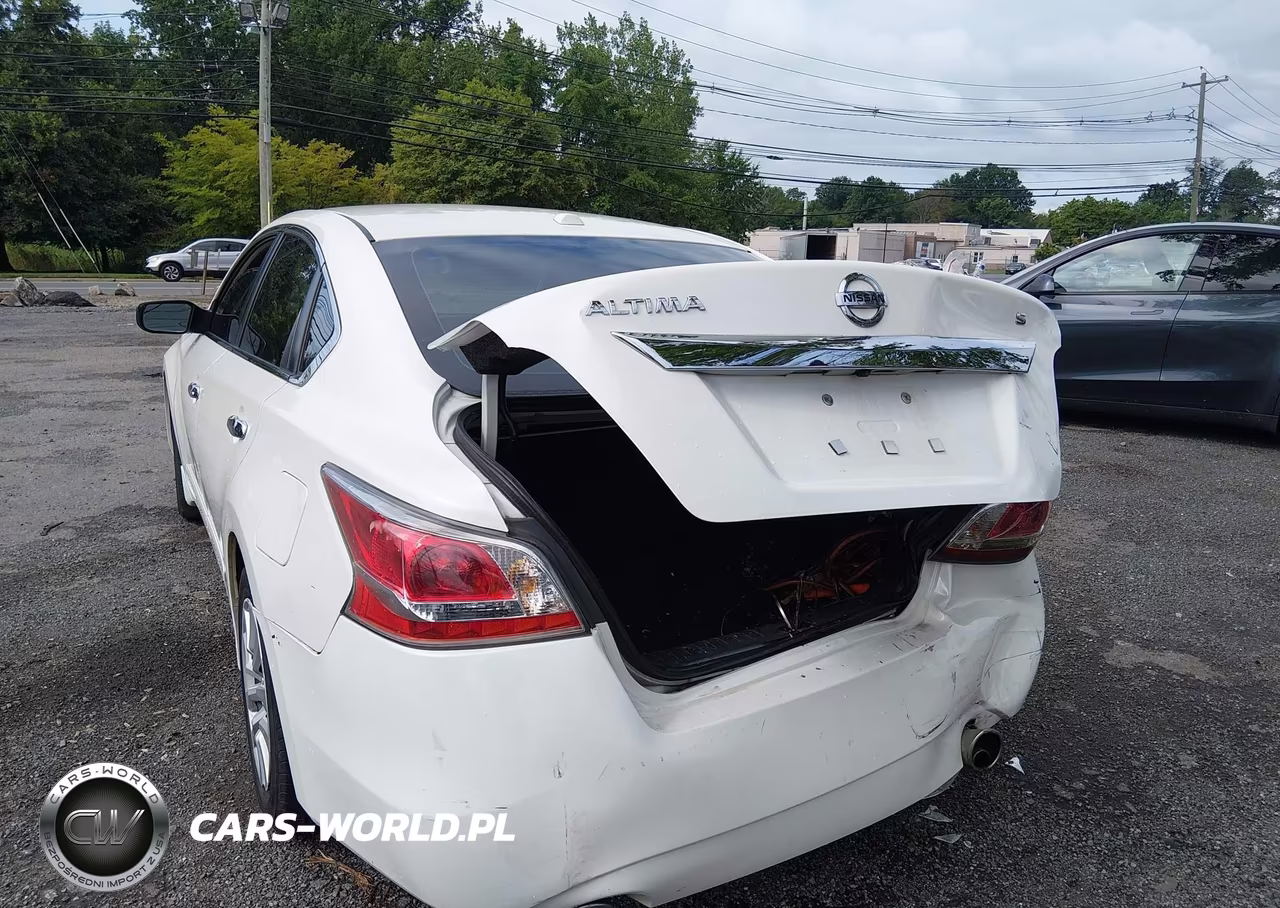 2015 Nissan Altima 2.5 S VIN:1N4AL3AP0FN368432 - 6
