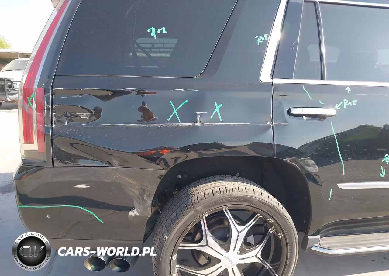 2017 Cadillac Escalade Luxury VIN:1GYS3BKJ9HR325880 - 19